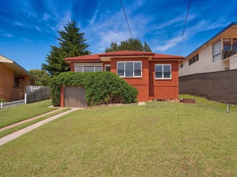 8 Libya Crescent, Allambie Heights NSW 2100