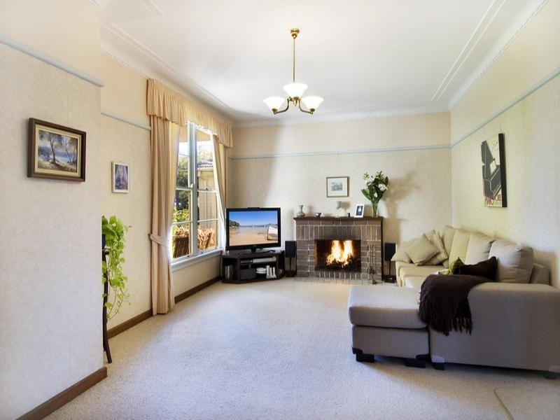 11 Maroa Crescent, Allambie Heights NSW 2100