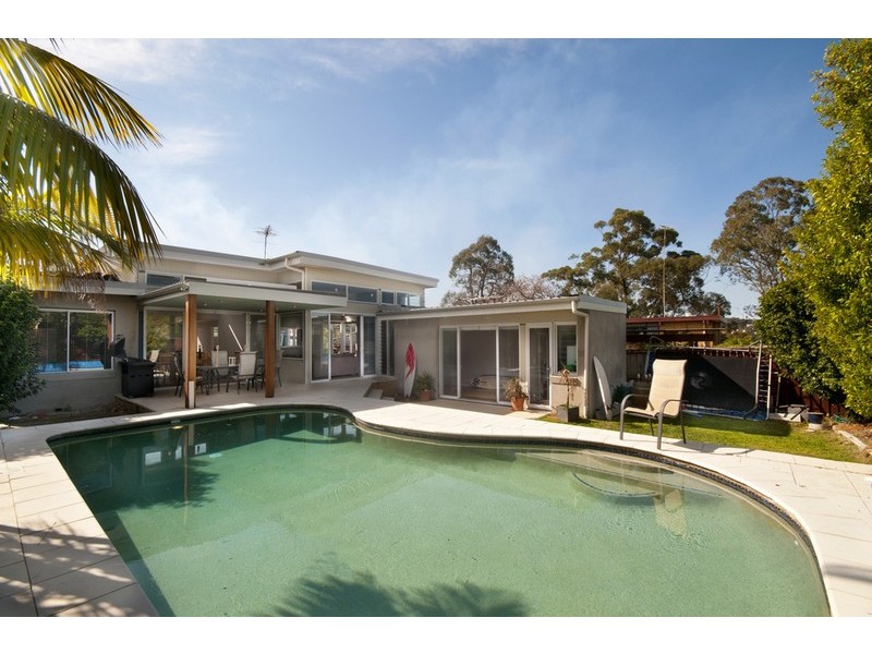 18 Sanananda Avenue, Allambie Heights NSW 2100