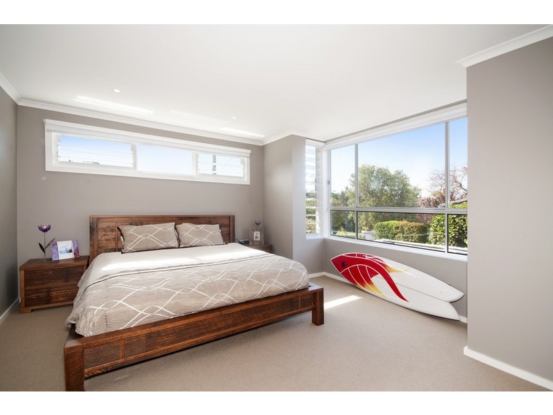 18 Sanananda Avenue, Allambie Heights NSW 2100