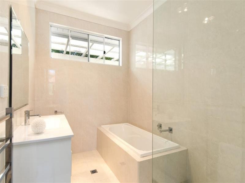 30 Inglebar Avenue, Allambie Heights NSW 2100