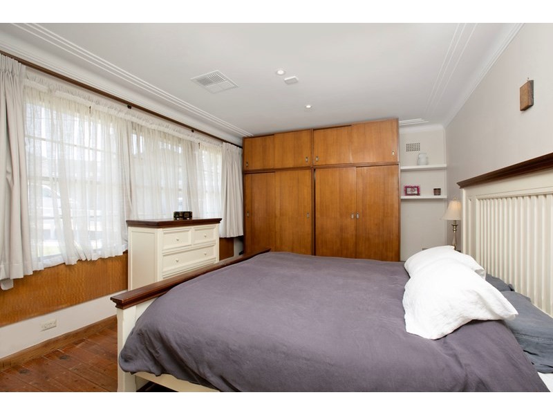 4 Yuruga Place, Allambie Heights NSW 2100