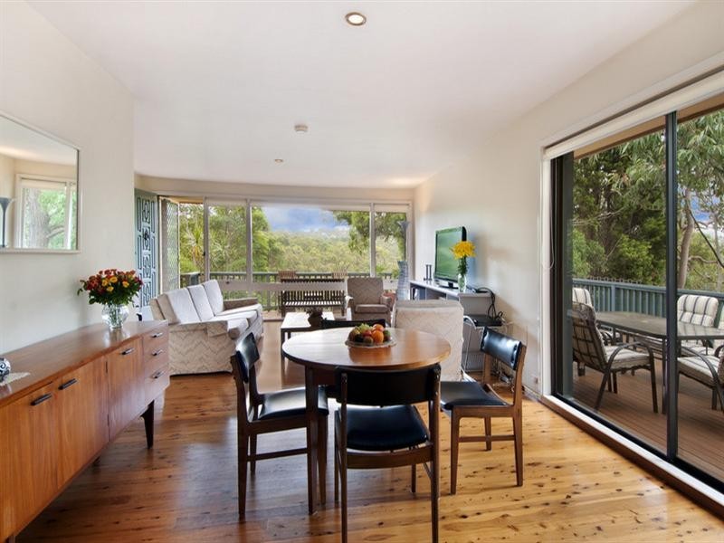 7 Derna Crescent, Allambie Heights NSW 2100