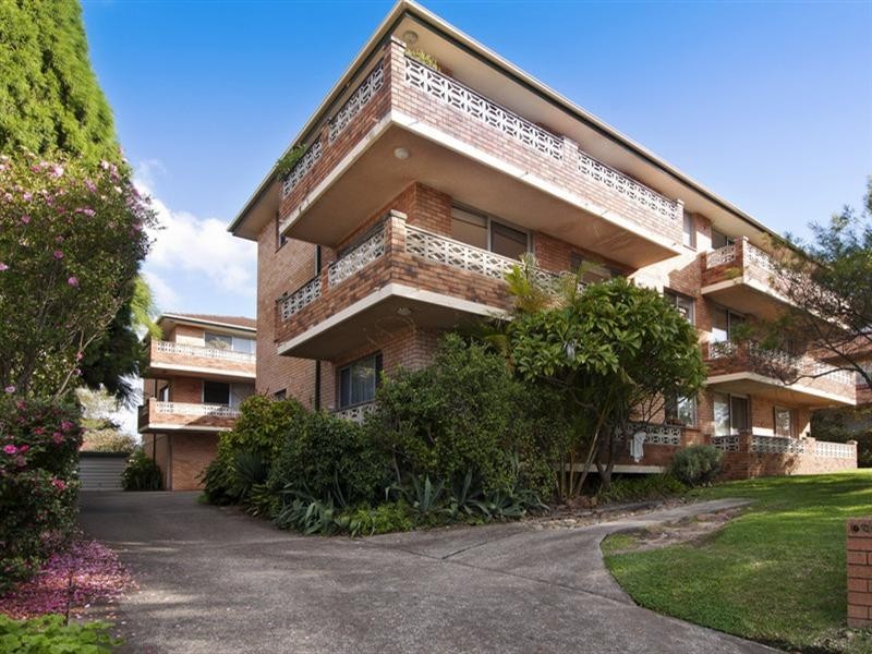 8/80 Wyadra Avenue, Freshwater NSW 2096