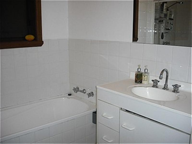 2/23 Lyly Road, Allambie Heights NSW 2100