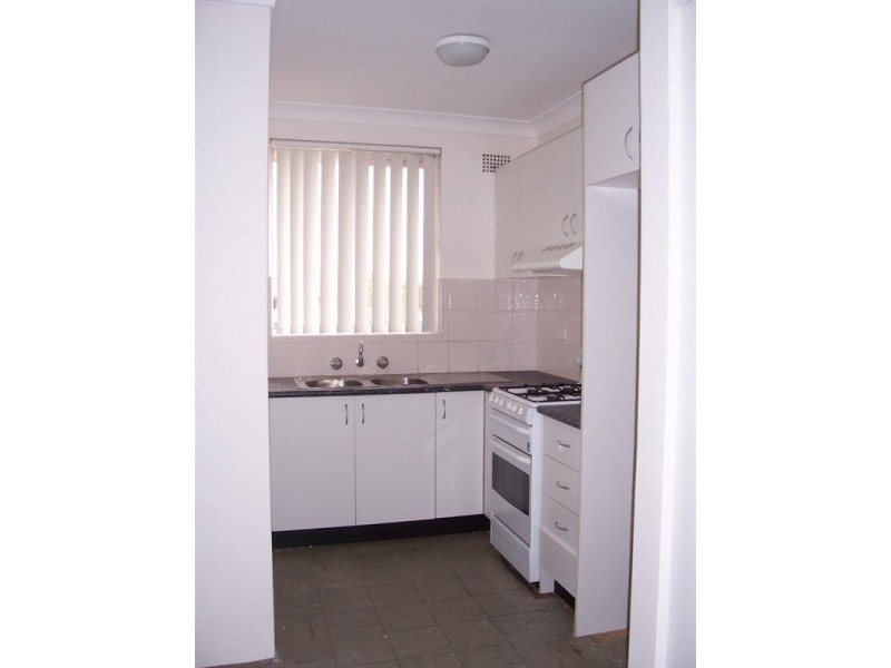 2/33a Dalley Street, Queenscliff NSW 2096