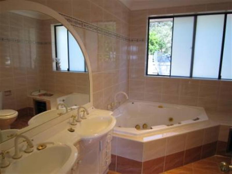 27 Carolyn Avenue, Beacon Hill NSW 2100