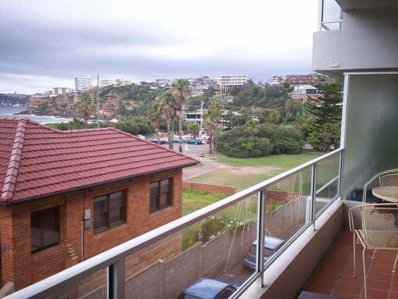 4/43 Oceanview Road, Freshwater NSW 2096