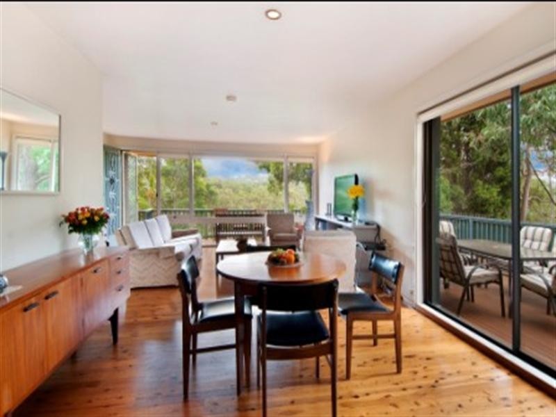 7 Derna Crescent, Allambie Heights NSW 2100