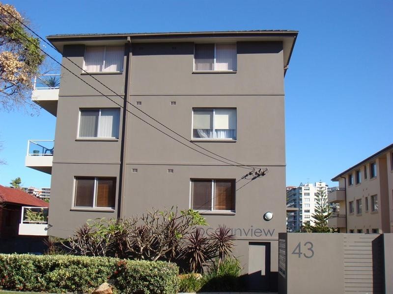 2/43 Oceanview Road, Freshwater NSW 2096