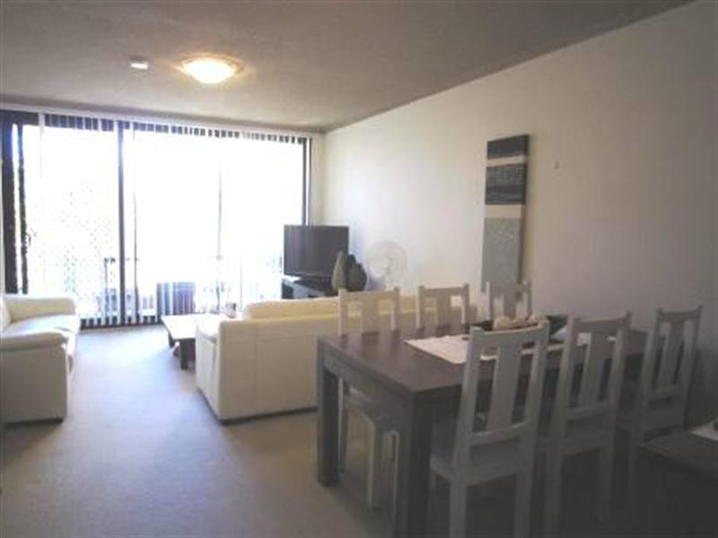 13/30-34 Kooloora Avenue, Freshwater NSW 2096