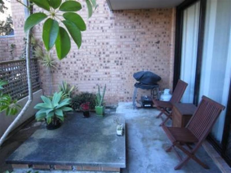 13/30-34 Kooloora Avenue, Freshwater NSW 2096