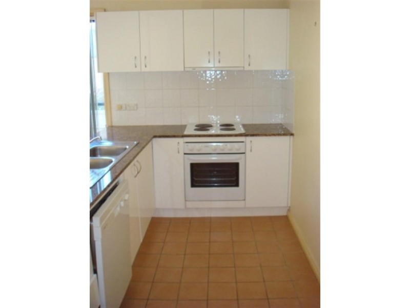 10/13-15 Francis Street, Dee Why NSW 2099