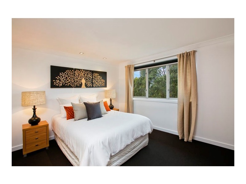 8 Sloane Crescent, Allambie Heights NSW 2100