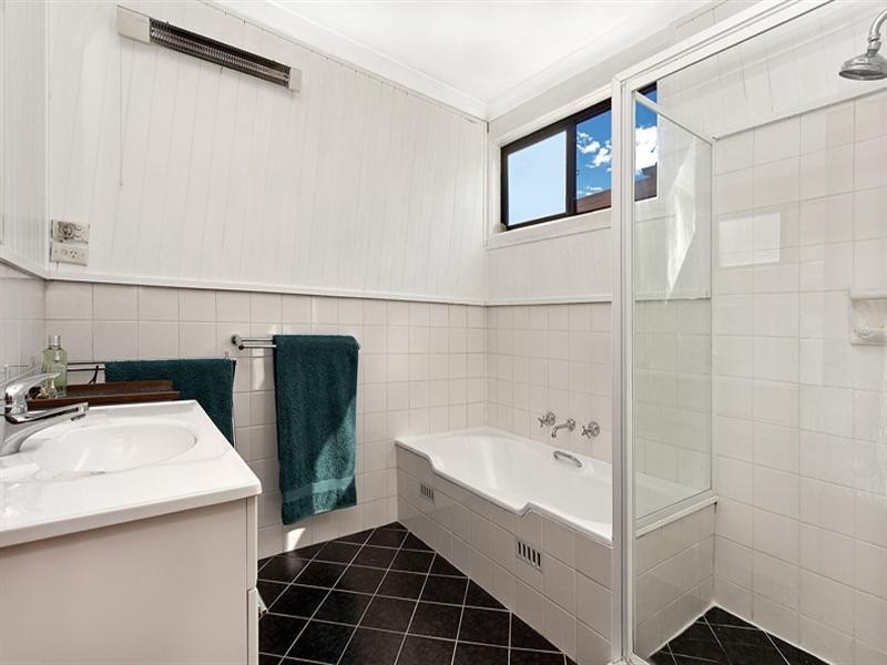 22 Dresden Avenue, Beacon Hill NSW 2100