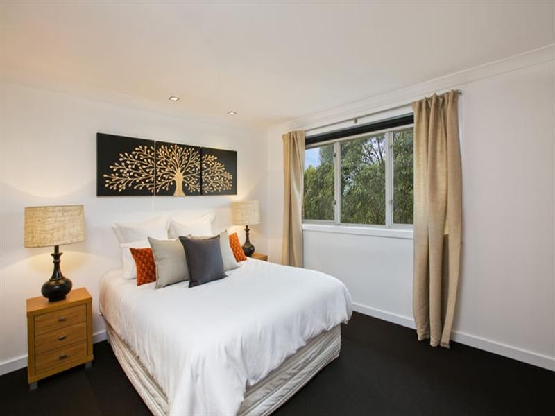 8 Sloane Crescent, Allambie Heights NSW 2100