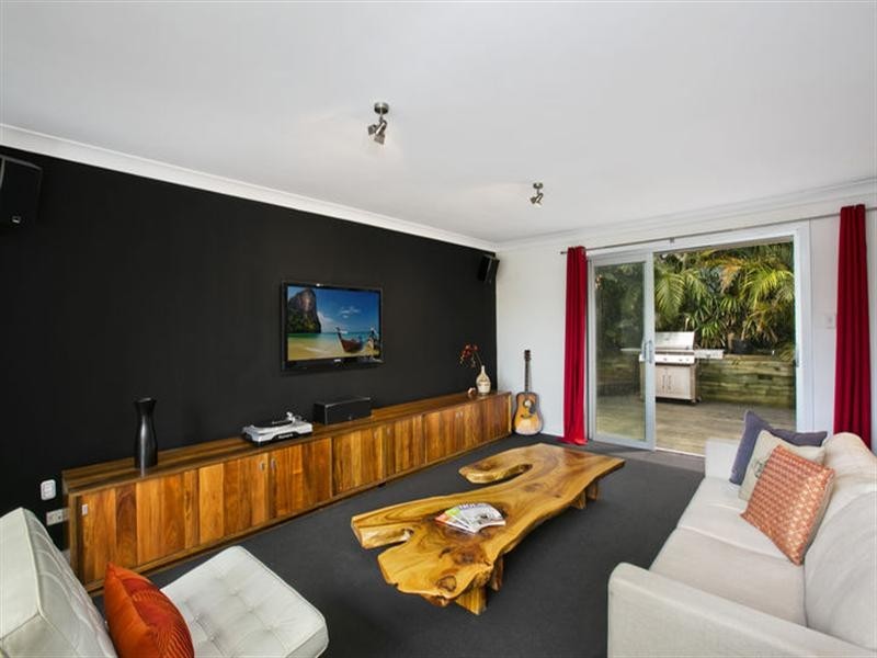 8 Sloane Crescent, Allambie Heights NSW 2100