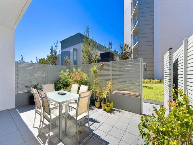 2105/10 Sturdee Parade, Dee Why NSW 2099