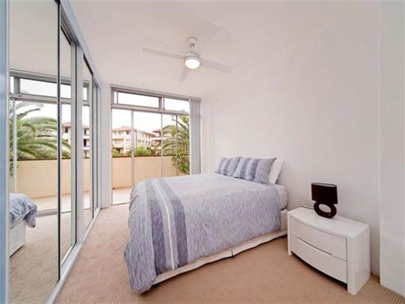 2/84 Dee Why Parade, Dee Why NSW 2099