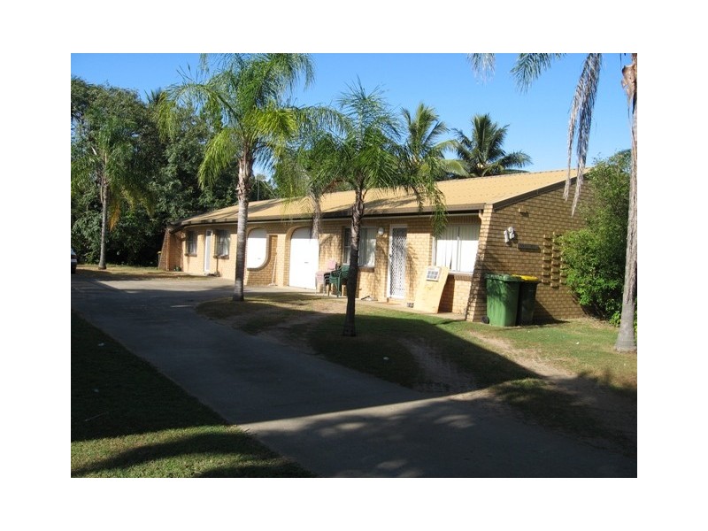 1 and 2, 12 Skylark Street, Slade Point QLD 4740