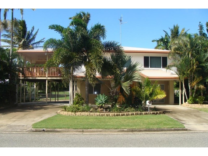 12 Denman Avenue, Shoal Point QLD 4750