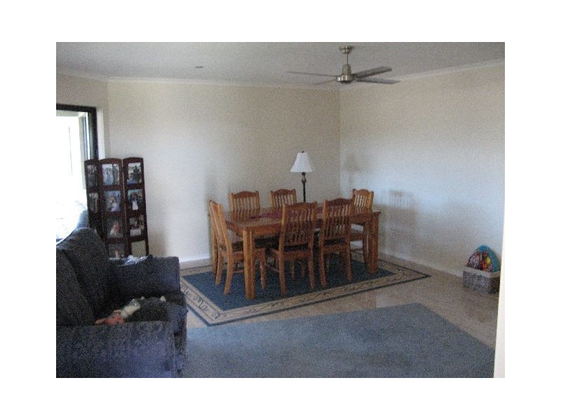 12 Vesta Lane, Ooralea QLD 4740