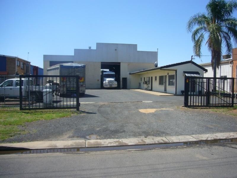 16 Hawthorn Street, Dubbo NSW 2830
