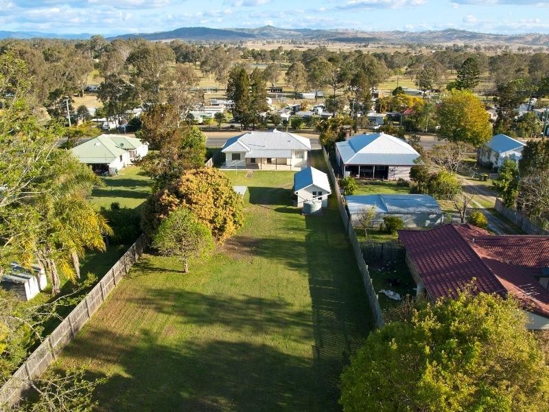 40 Albert Street, Beaudesert QLD 4285