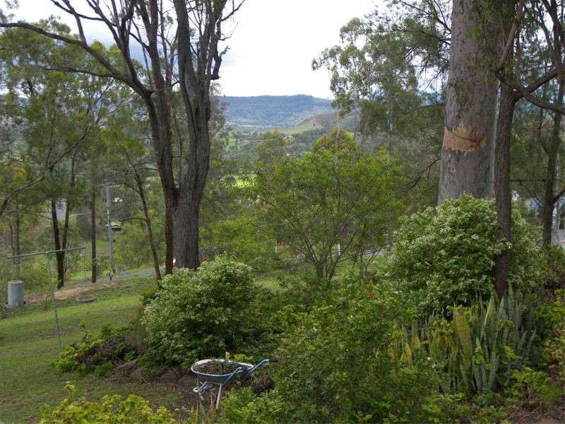 18 Farwell Close, Kooralbyn QLD 4285