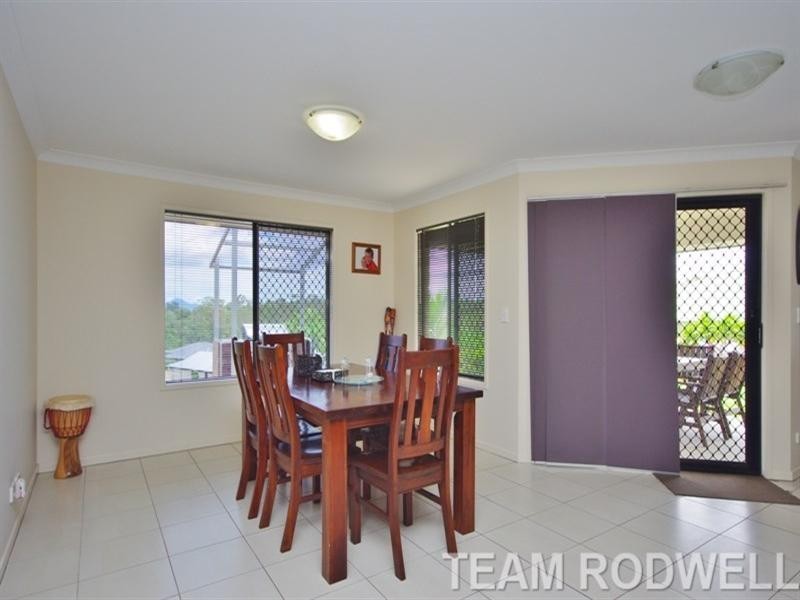 90 Carrigan Way, Gleneagle QLD 4285