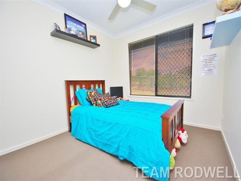 90 Carrigan Way, Gleneagle QLD 4285