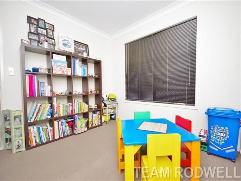 90 Carrigan Way, Gleneagle QLD 4285