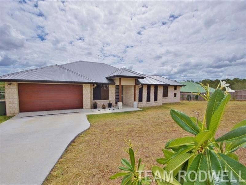 90 Carrigan Way, Gleneagle QLD 4285