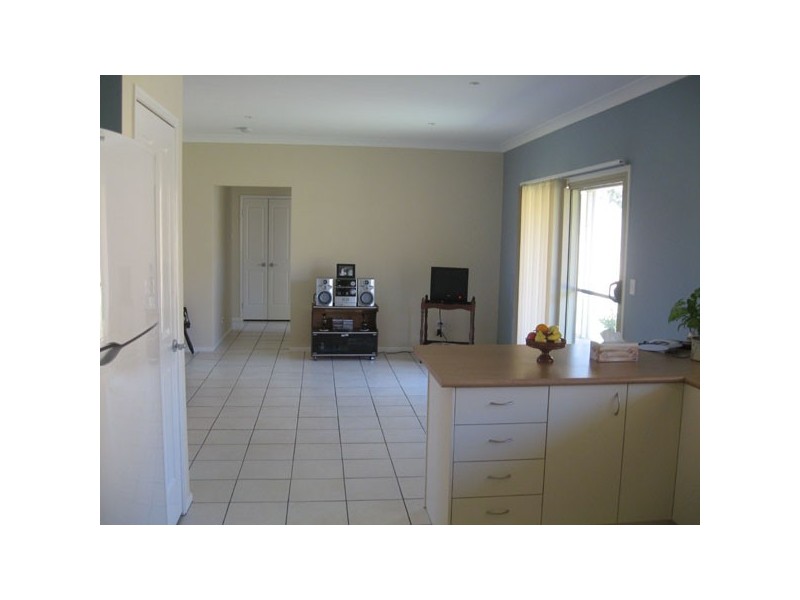 50 Walker Drive, Kooralbyn QLD 4285