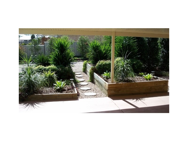 16-18 Oakdale Court, Gleneagle QLD 4285