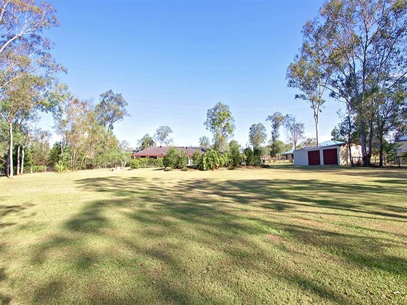 68 Racecourse Place, Tamborine QLD 4270