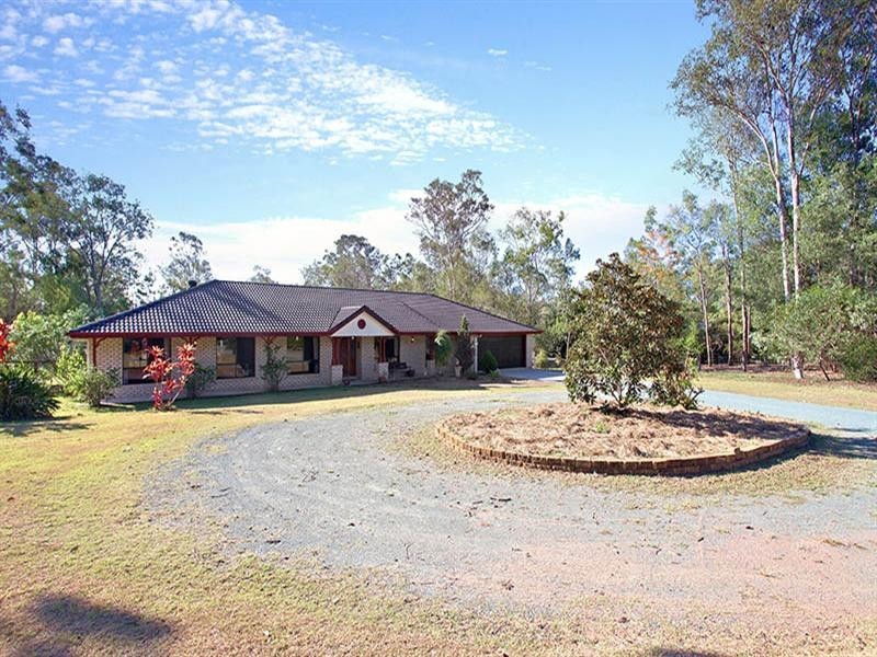 68 Racecourse Place, Tamborine QLD 4270