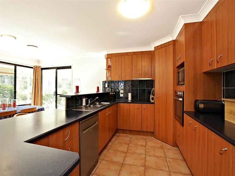 68 Racecourse Place, Tamborine QLD 4270