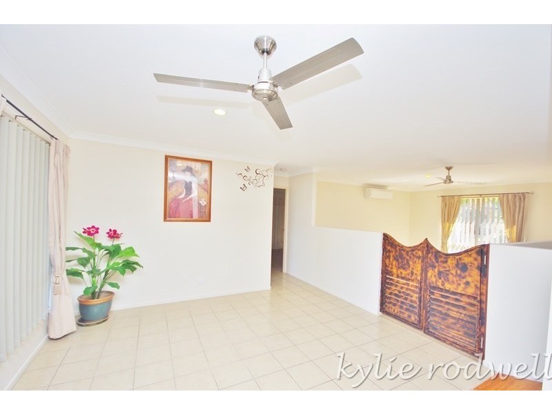 43 Borrowdale Court, Mundoolun QLD 4285