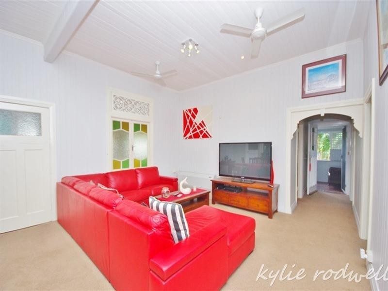 24 Anna Street, Beaudesert QLD 4285