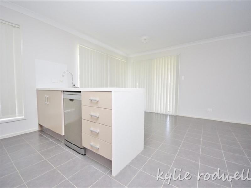 Dugandan QLD 4310