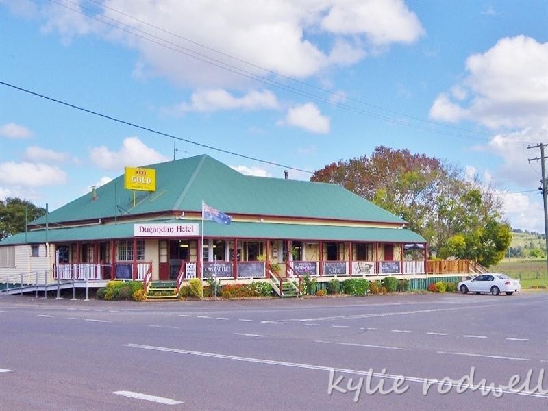 Dugandan QLD 4310