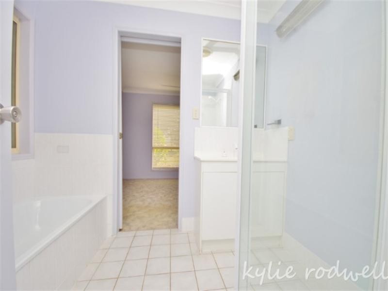 84 to 86 Tullamore Way, Gleneagle QLD 4285