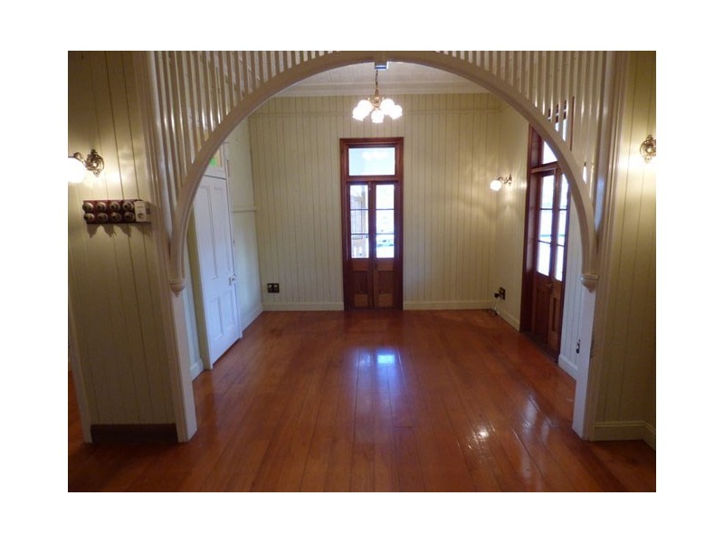 15 Albert Street, Beaudesert QLD 4285