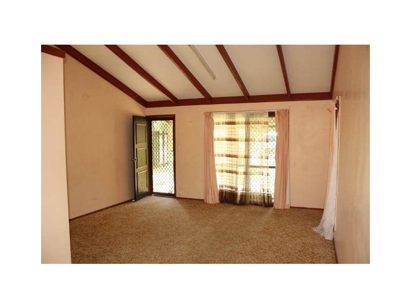 42 Cedar Drive, Beaudesert QLD 4285