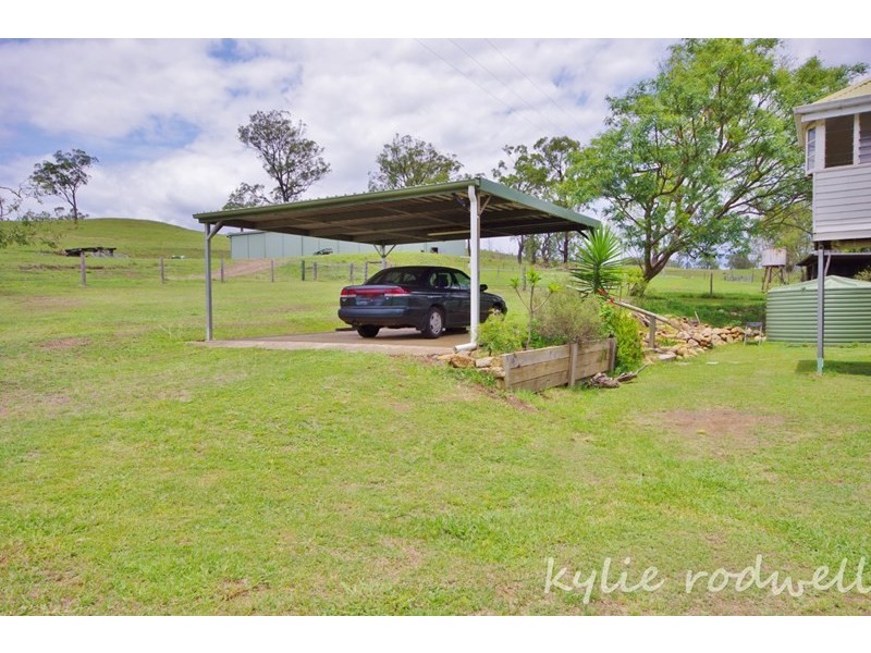 933 Carneys Creek Road, Croftby QLD 4310