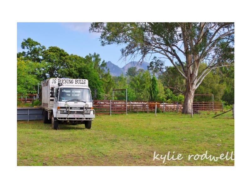 Lot 6 and 8 Carneys Creek Road, Croftby QLD 4310