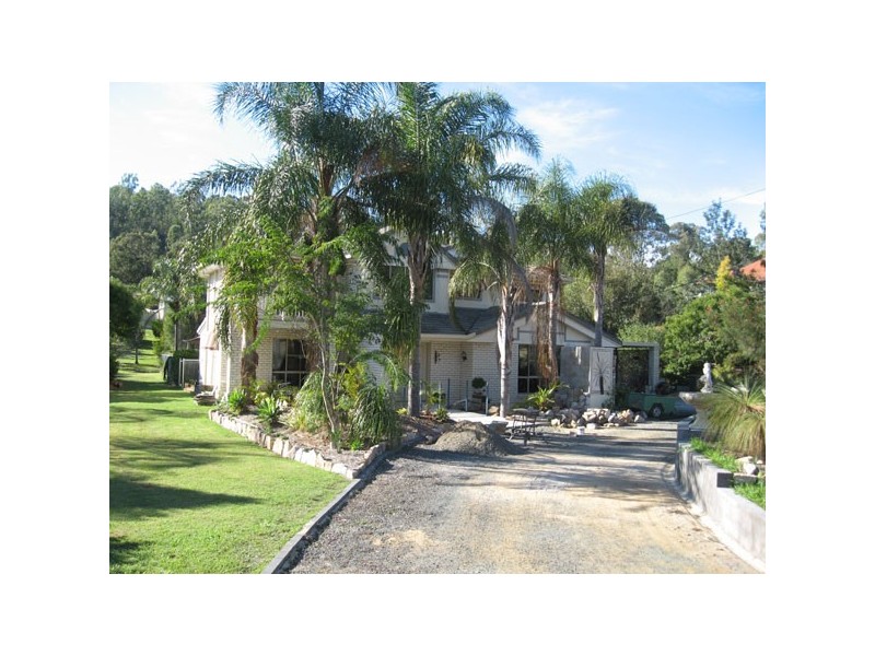 25-27 Walker Drive, Kooralbyn QLD 4285