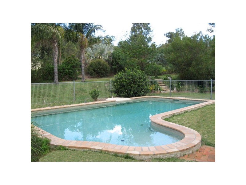 25-27 Walker Drive, Kooralbyn QLD 4285