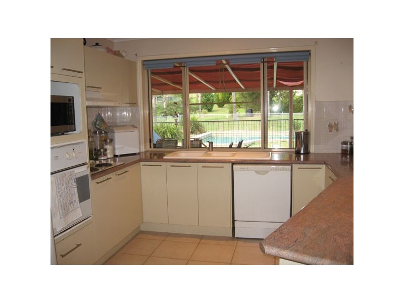 25-27 Walker Drive, Kooralbyn QLD 4285